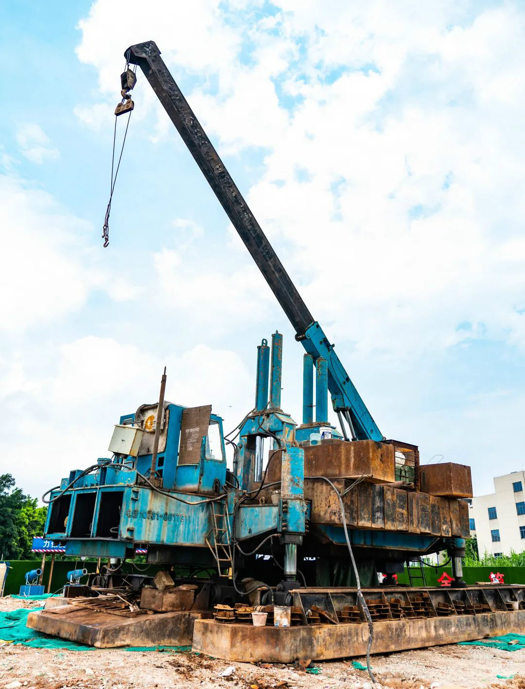 J9集团智能液压静力压桩机，镌刻科技发展的时期烙印