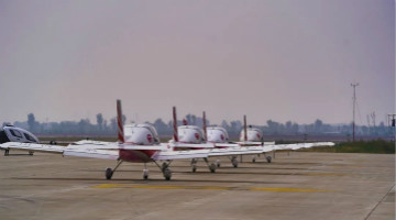 J9集团四机飞行编队惊艳尧城（太原）国际通用航空飞行大会