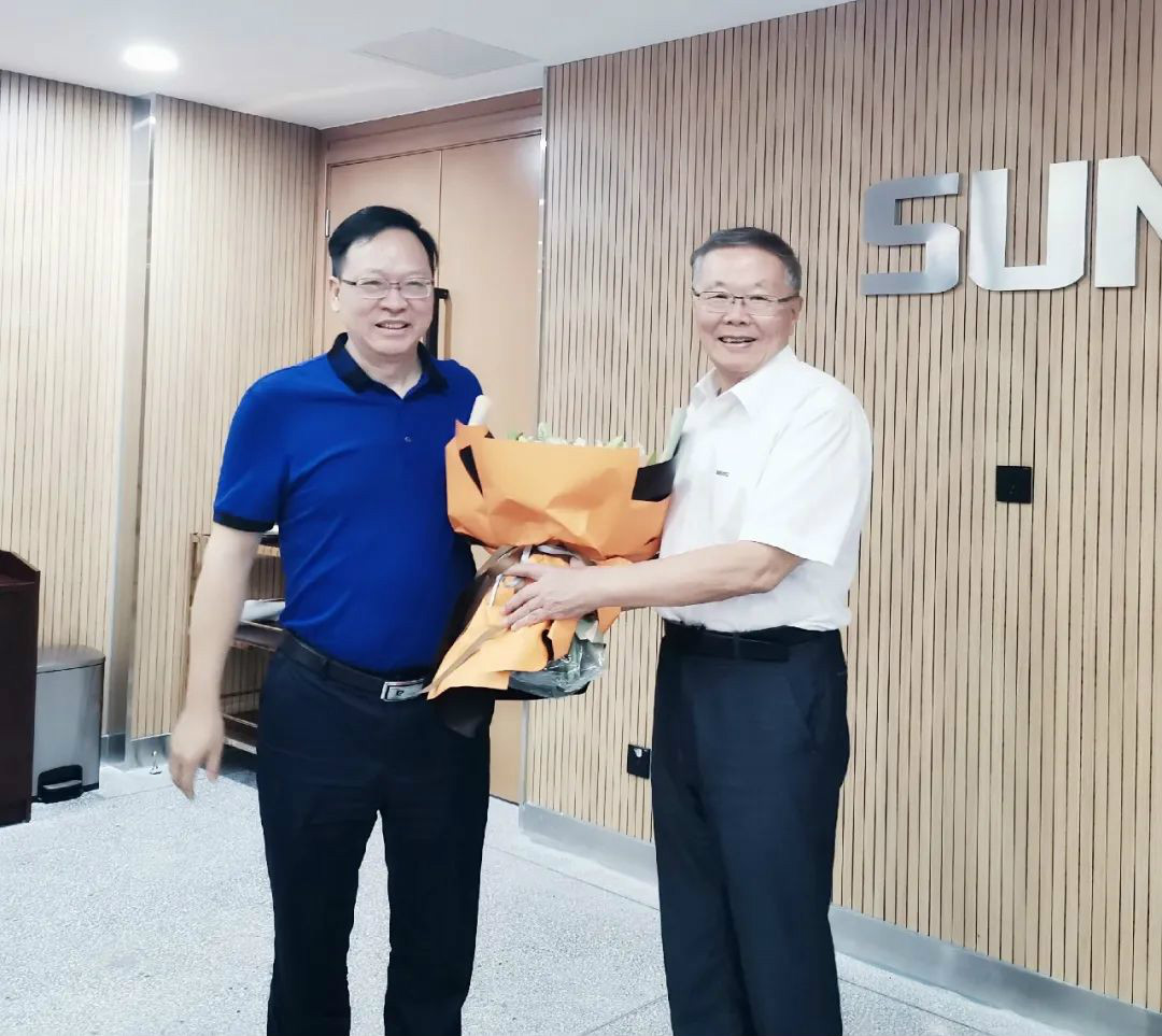 中南大学机电工程学院肖来荣书记到访J9集团智能