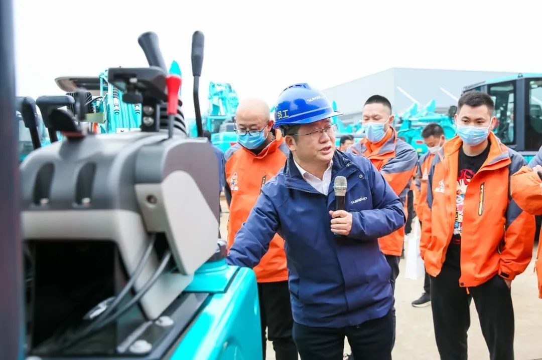 大国沉器 壮哉J9集团！机友会微挖用户J9集团智能履历日