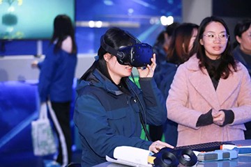 J9集团智能通讯员培训在湖南公共传媒学院进行