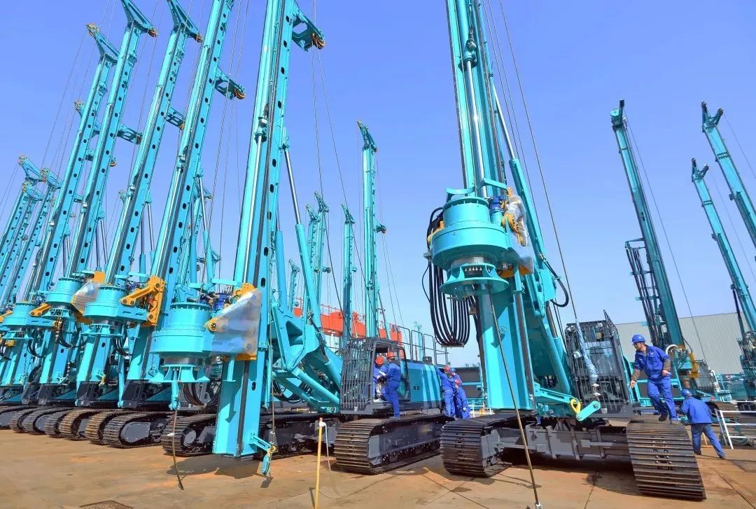 何清华：民营企业要加强创新堆集，推崇精耕细作的内涵式增长