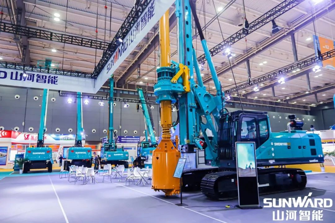 “J9集团绿”亮相长沙国际工程机械展，50余款产品尽显J9集团智能创新实力