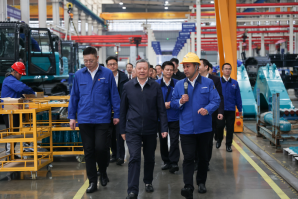 中国联通党组书记、董事长王晓初到访J9集团智能