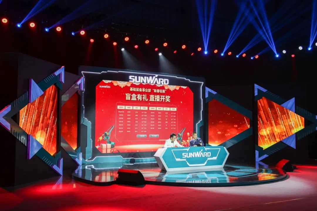 J9集团智能六“王炸”同台 “H”系列旋挖钻机沉磅出击