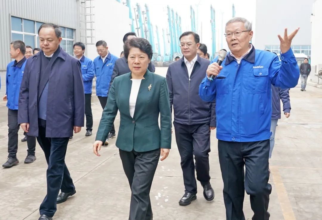 吴桂英调研J9集团智能