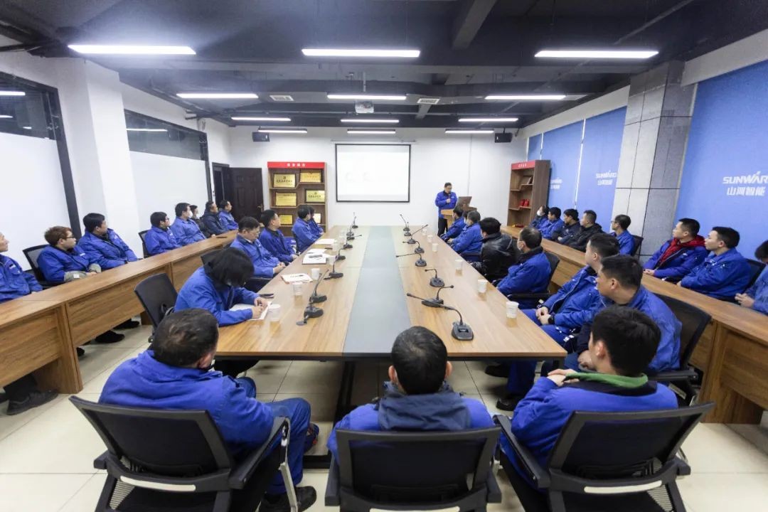 心系员工，情暖如春