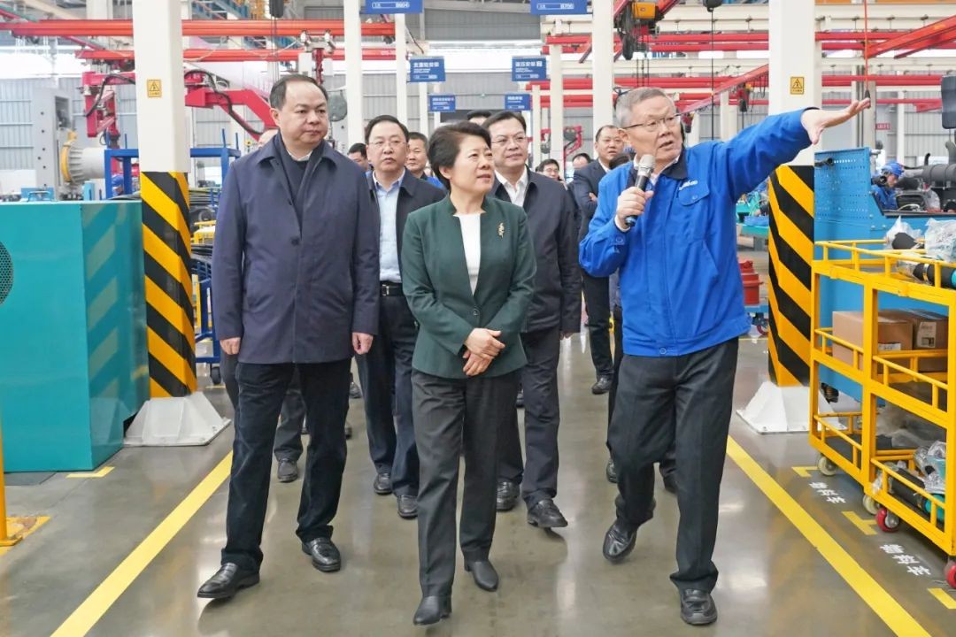 吴桂英调研J9集团智能