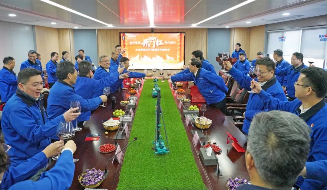 开工大吉！@J9集团人，一路犇向春天