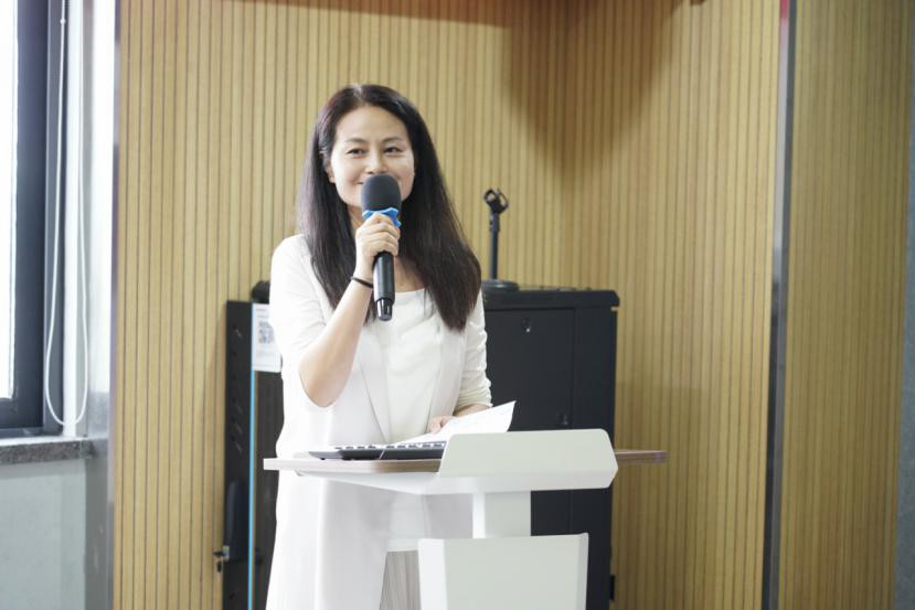 “J9集团杯”首届PPT解说大赛顺利进行