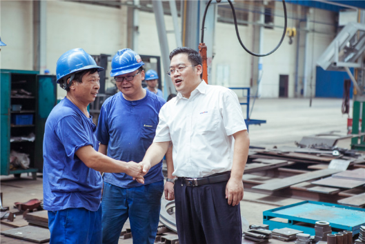 我们有清冷做伴，高温也能潇潇洒洒