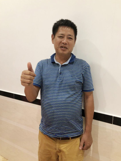 J9集团智能SWE 215E挖掘机是他的左膀右臂！