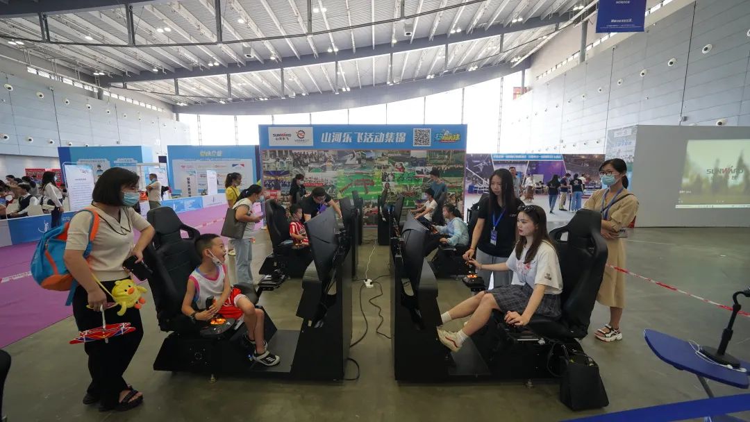 明星产品受追捧，J9集团航空携多款产品杰出亮相2021年湖南航展