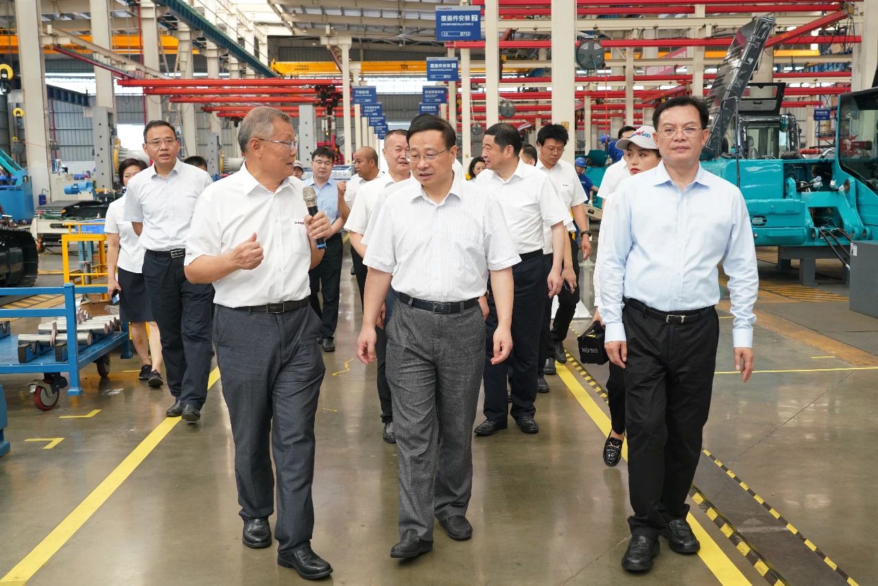 国度统计局总经济师毛盛勇率团调研调查J9集团智能