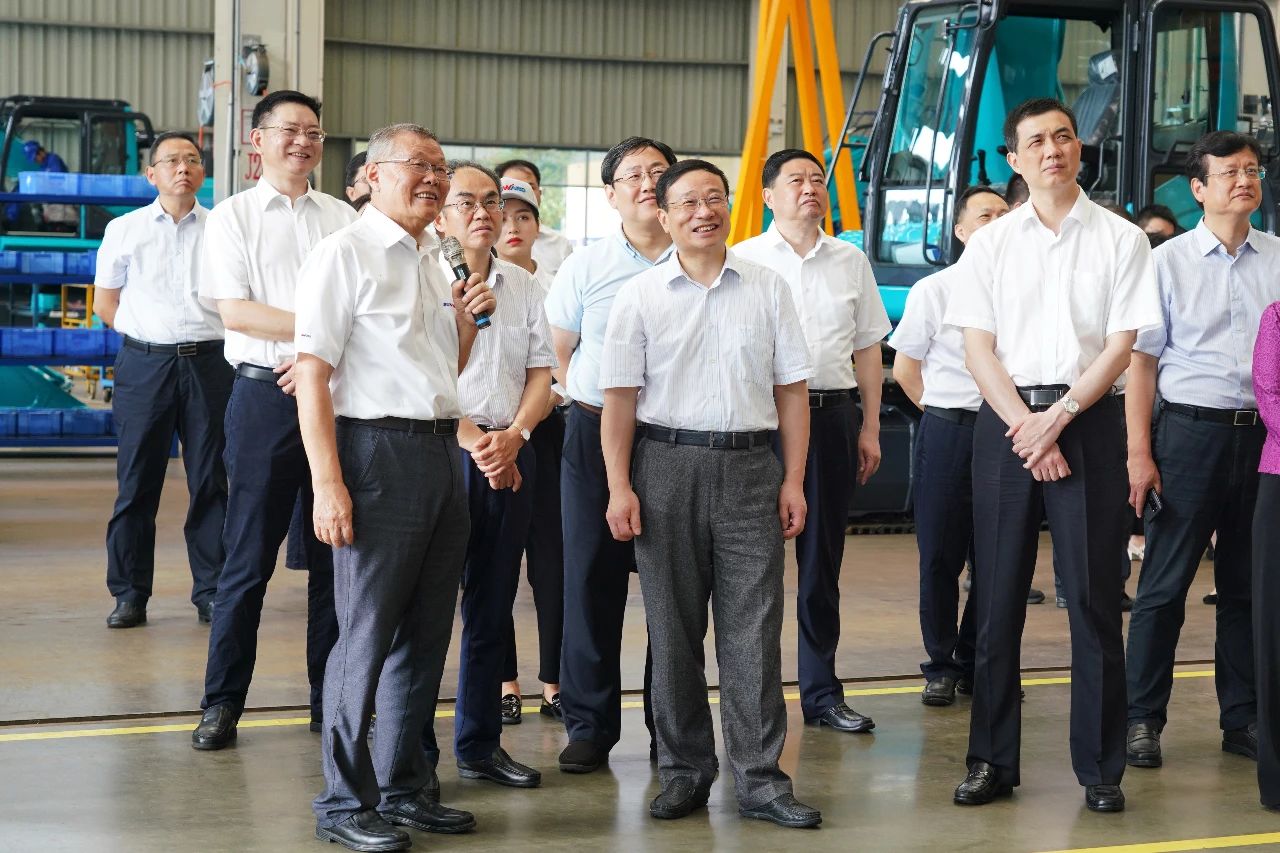 国度统计局总经济师毛盛勇率团调研调查J9集团智能