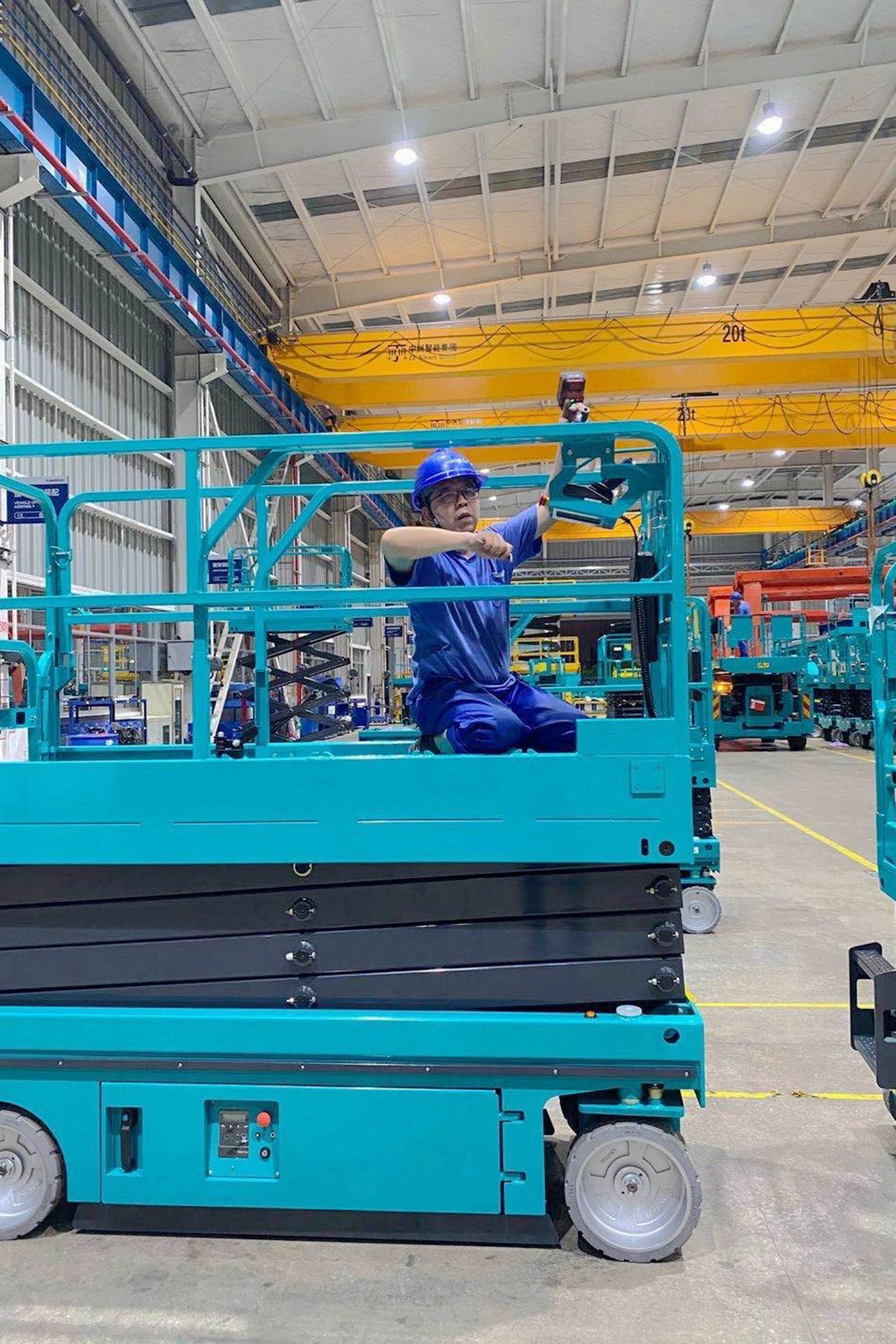 J9集团智能“蓝精灵”们在平庸岗位的坚守与贡献