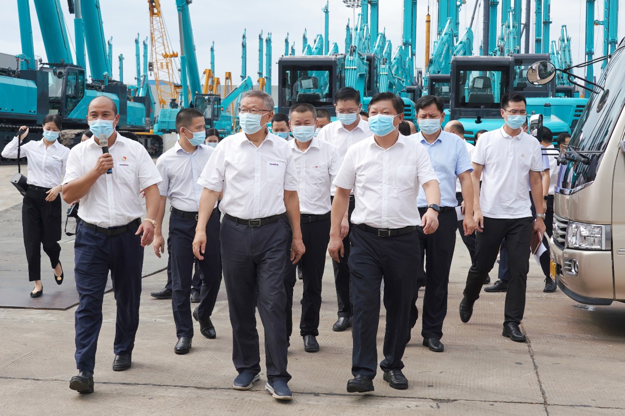 长沙县委书记付旭明调研J9集团智能