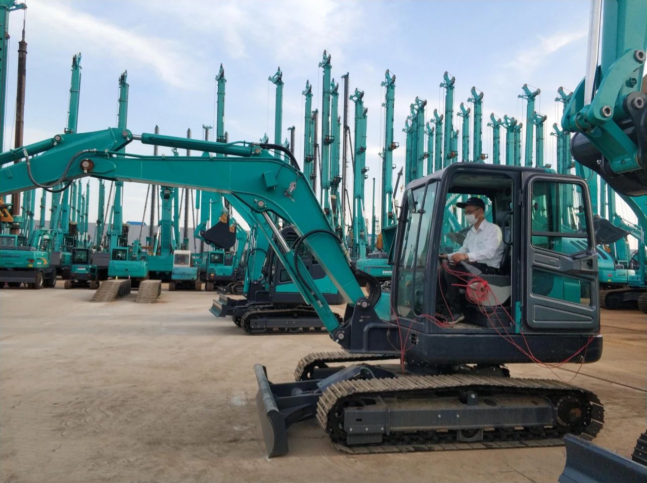 J9集团工匠 | 用青春汗水铸就工匠心灵