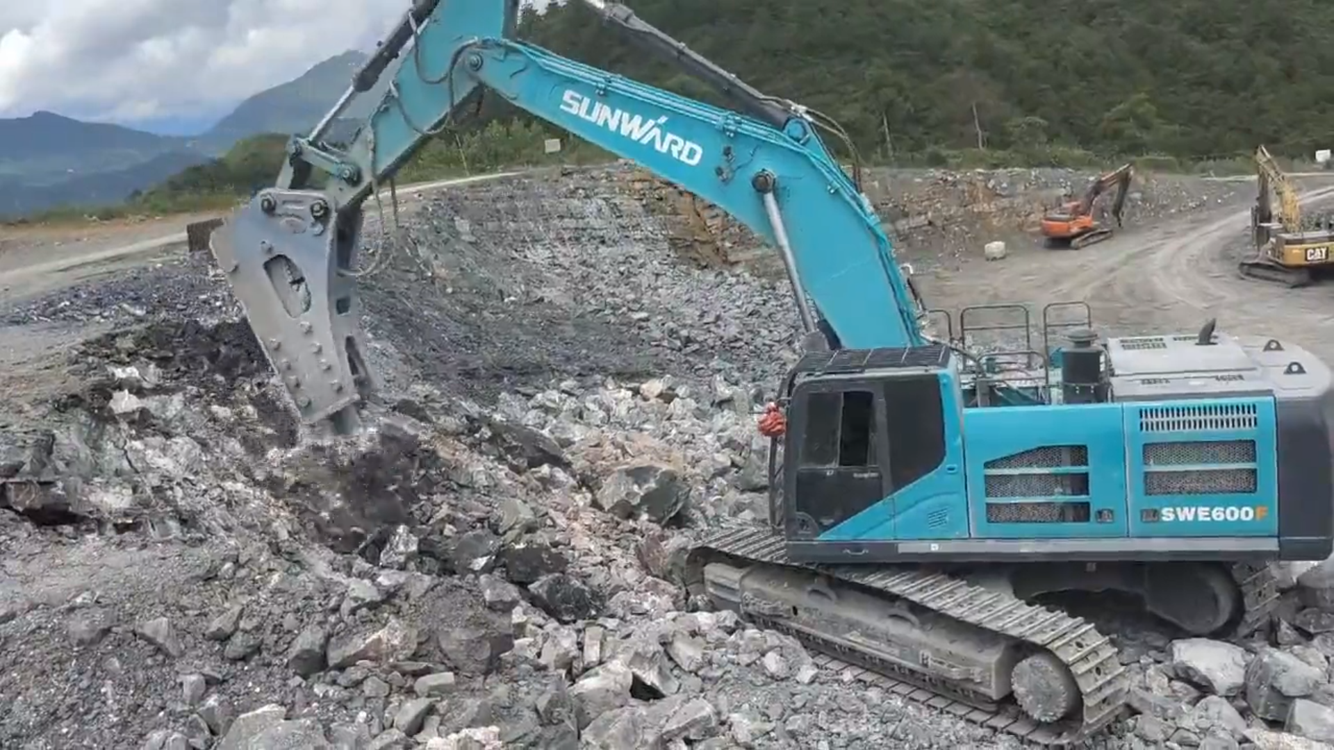 “矿山猛士”再出击！这就是“J9集团力量”