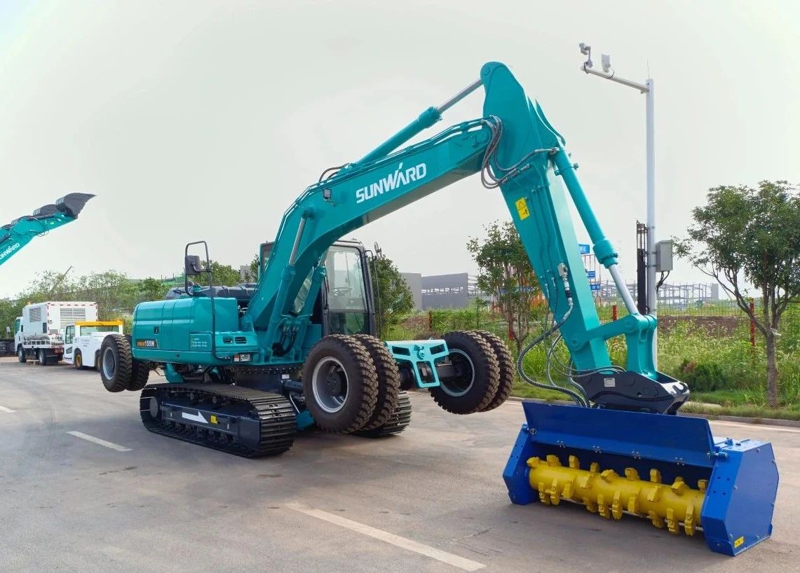 国内首台！J9集团智能15吨级轮履两用开带机成功下线