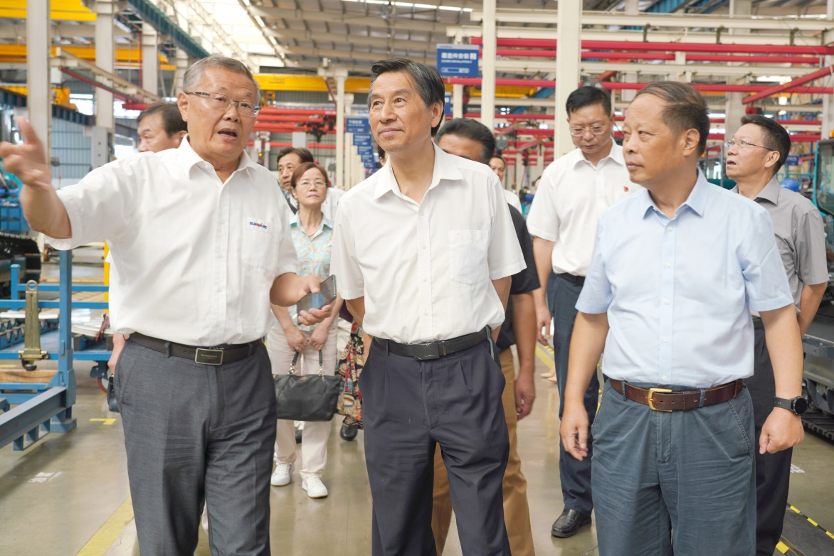 湖南省老科学技术工作者一行到访J9集团智能