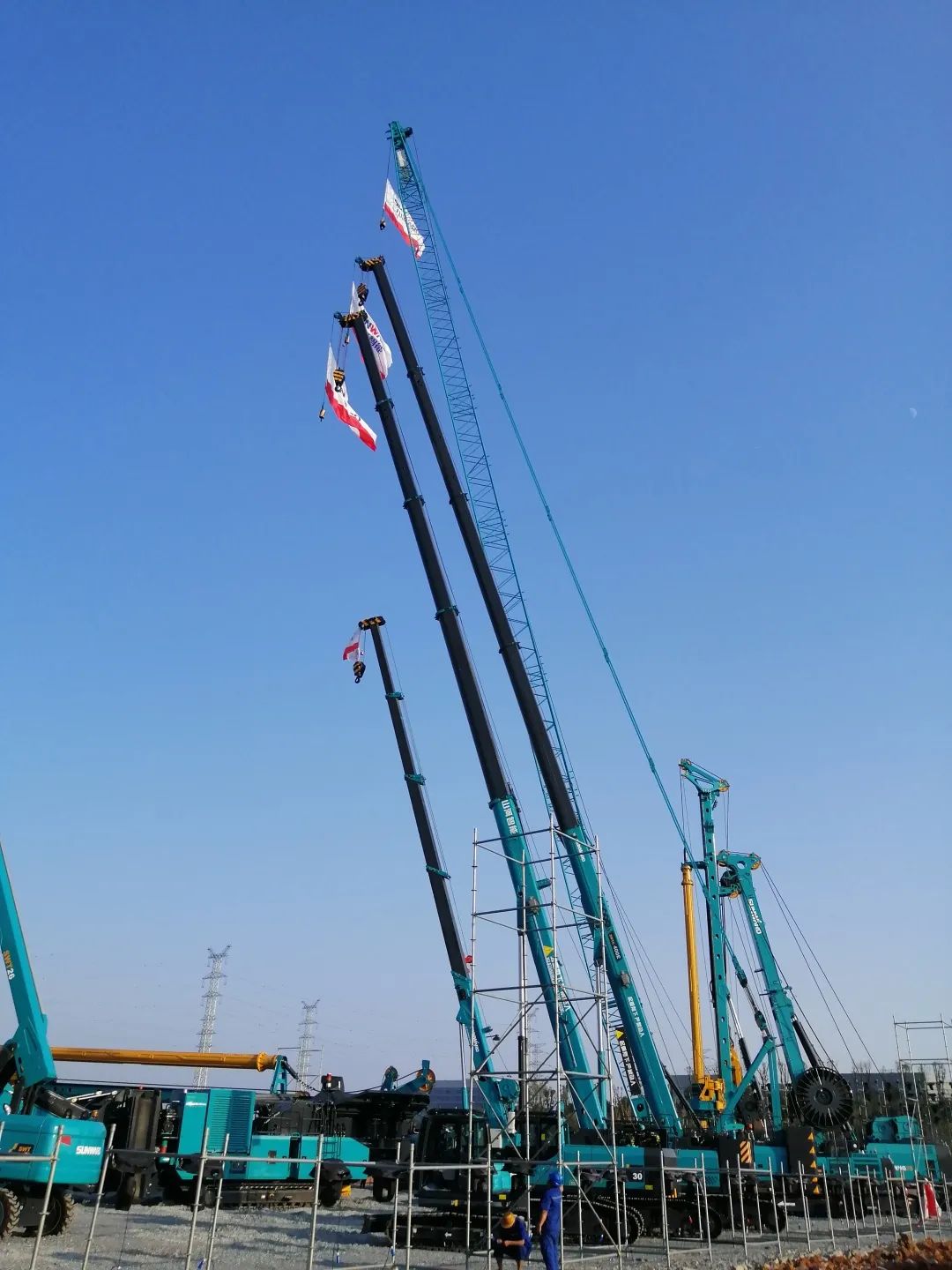 “沉”磅出击！J9集团智能起沉机械组团“登场”