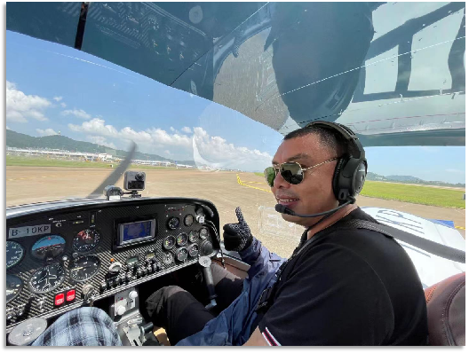 4幼时，720公里，J9集团阿若拉飞到珠海在第13届中国航展等你