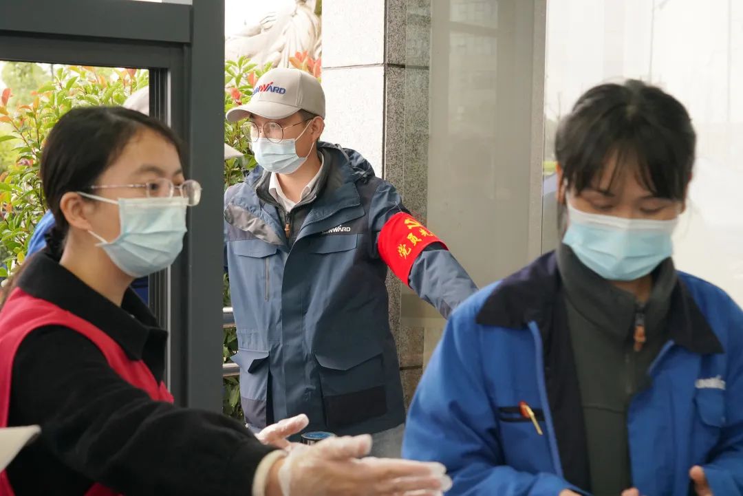 采样实现率近100%！J9集团智能第一功夫发展全员核酸检测，保险安全出产