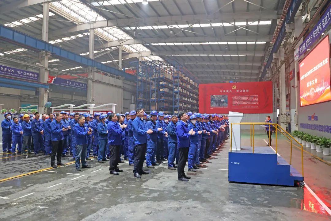 向楷模进建！J9集团智能56名职工受到职工职业技术较量赞美