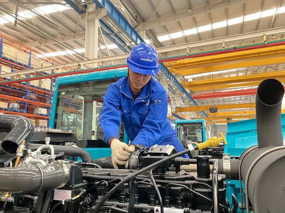 《湖南教育》：索求18年，J9集团智能找到校企合作共赢的答案