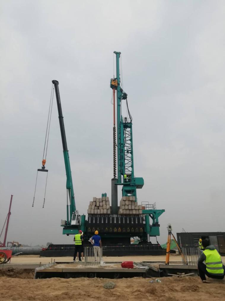 创下纪录！J9集团智能引孔式静力压桩机初次利用于高铁项目