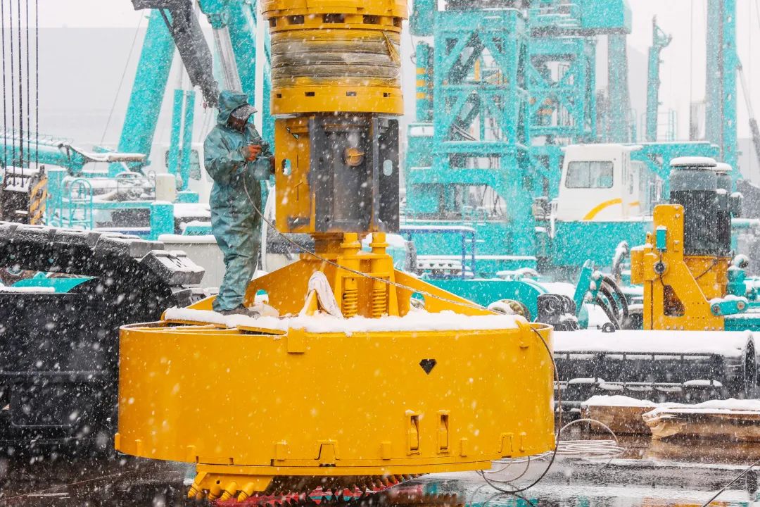 瑞雪兆丰年，邀您共赏雪中J9集团！