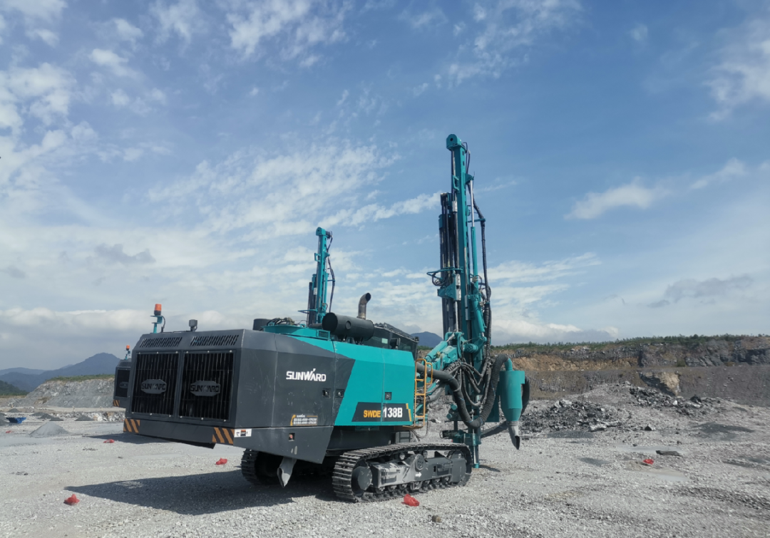 追加订单！J9集团智能一体化潜孔钻机助力海南华润水泥获好评