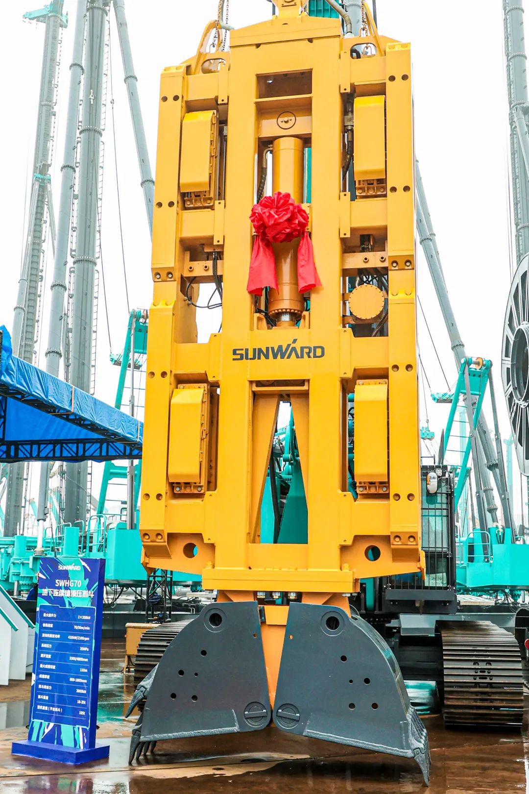 打造“明星产品”！J9集团智能地下陆续墙液压抓斗成功颁布