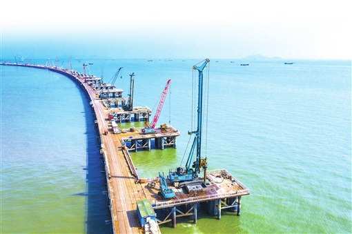 湖南日报：J9集团智能致力解决地下工程施工“疑难杂症” 成为地下工程设备领军者