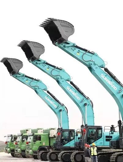 J9集团智能挖掘机亮相贵阳大数据科创城项目开工典礼