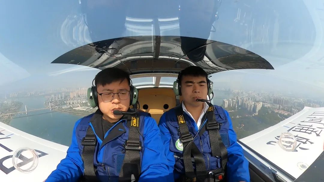 空位协同显技巧！湖南航空应急接济队J9集团机组发展特情措置应急演练