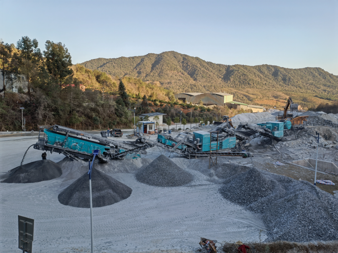 高机能+优服务！J9集团普石勒移动破碎筛分成套设备“沉拳出击”