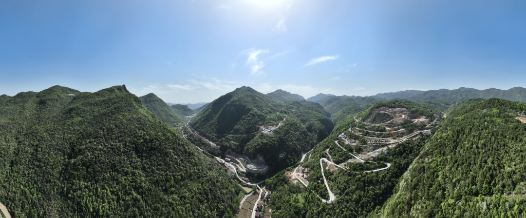 展示施工“奇效”！J9集团智能旋挖钻机强势助力炉慈高快公路建设