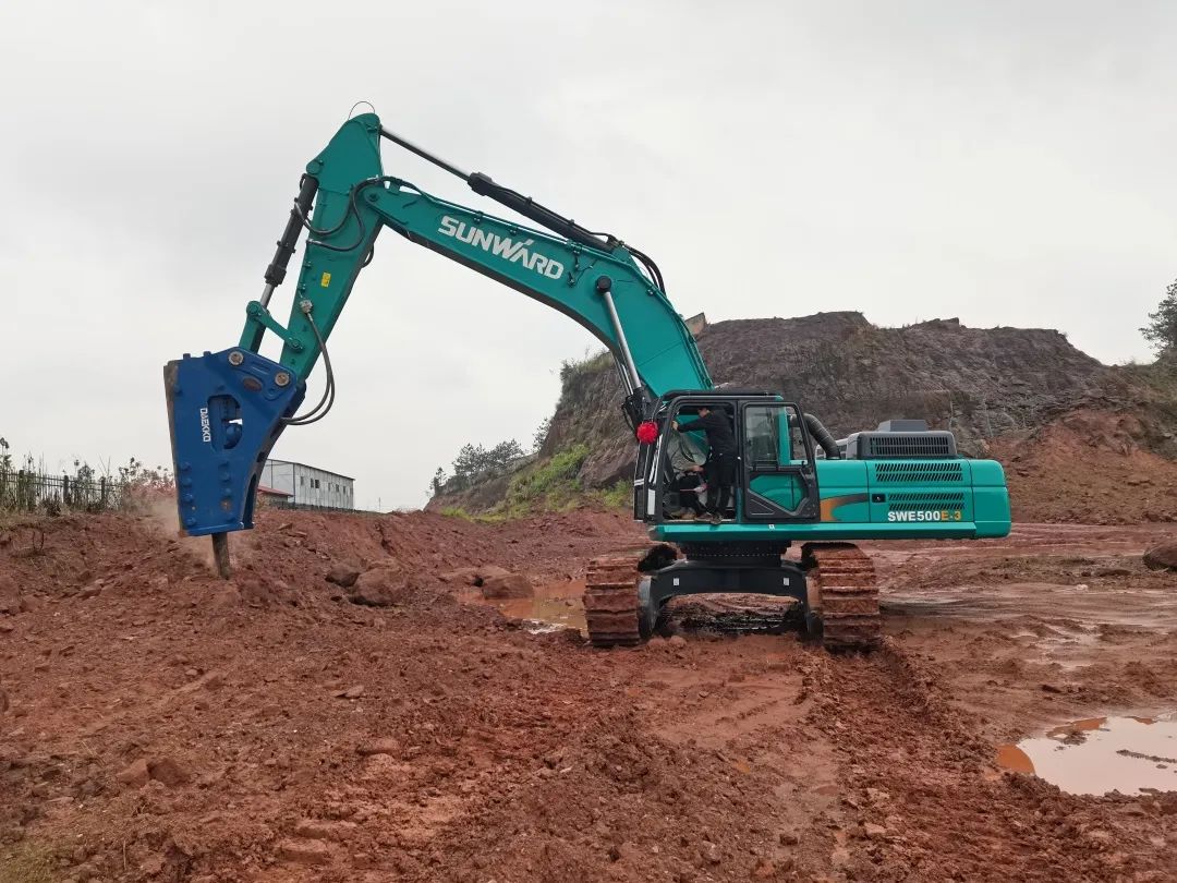 再现交机热潮！J9集团智能中大挖持续向市场进军