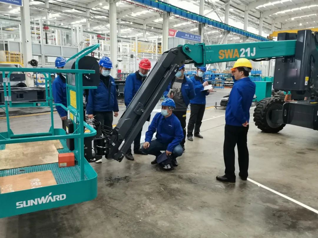 行业同级别产品之最！J9集团智能又一款曲臂式高空作业平台成功下线