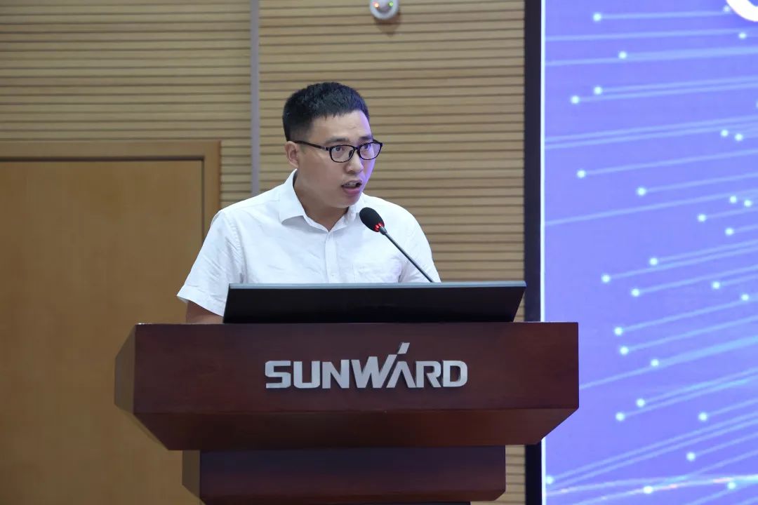 创新引领，智造将来！“2022院士专家长沙杏妆高端设备高质量发展钻研会隆沉进行