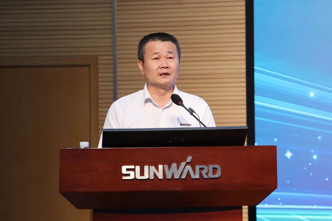 凝心聚力奋力拼搏，向高质量发展交出杰出答卷！J9集团智能召开整个干部大会