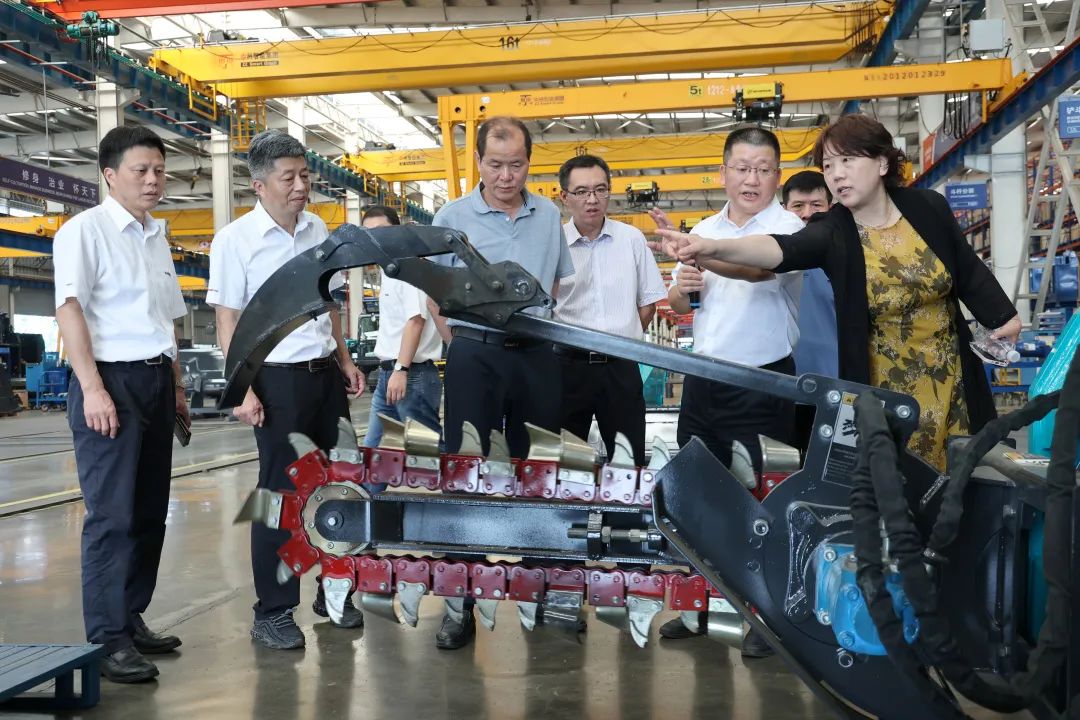 农业村落部农业机械化治理司调研J9集团智能