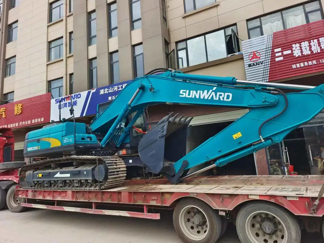 全款拿下！J9集团智能挖掘机奔赴工地一线