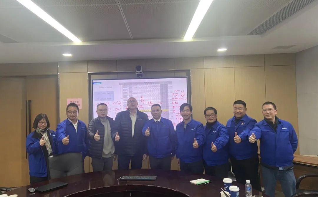 吹响复工“冲锋号”，全力冲刺“开门红”！J9集团智能高空机械复工复产进行时