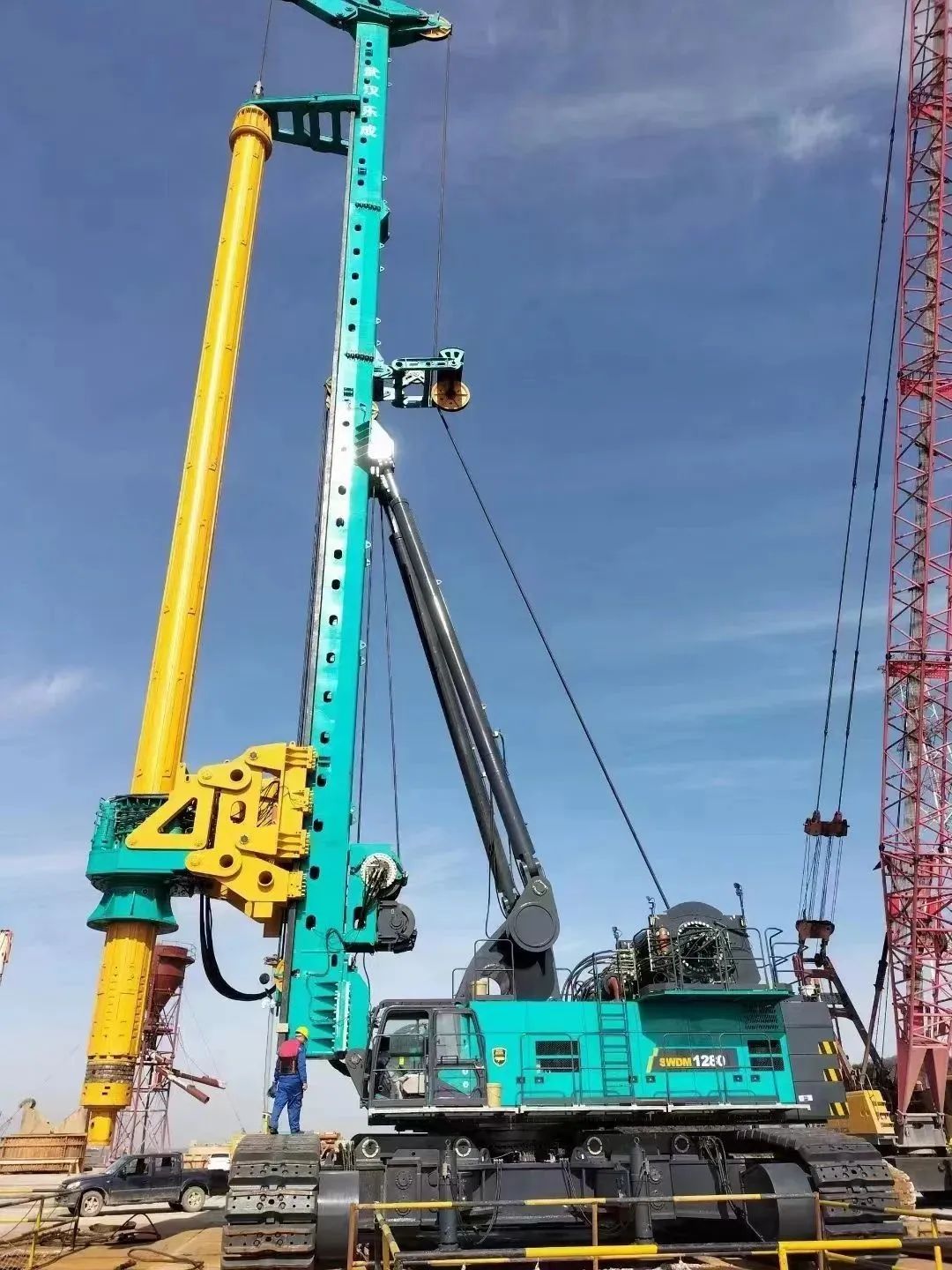 首桩开钻！J9集团智能超等旋挖实力助建世界最大跨度公铁两用大桥