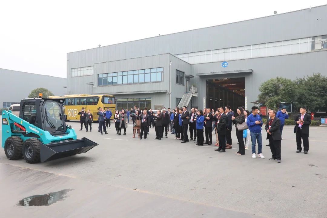 泰国代表团到访J9集团智能