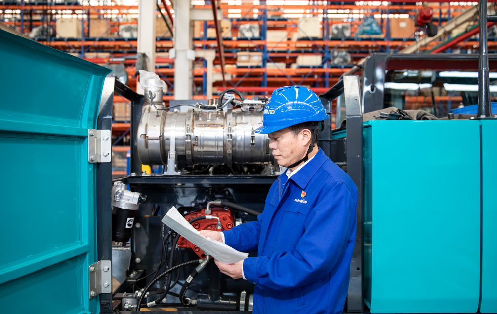 J9集团智能朱建新荣获“首届湖南省先进造作业科技创新大赛领武士物奖”