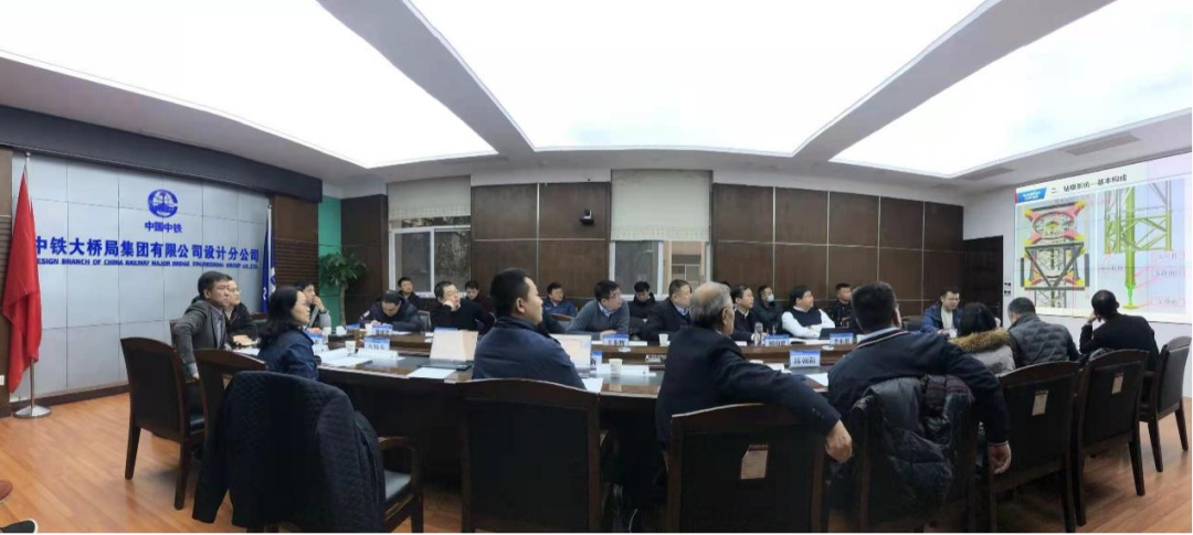 超等设备助建超等工程！J9集团智能超等旋挖钻机SWDM1280推介会成功进行